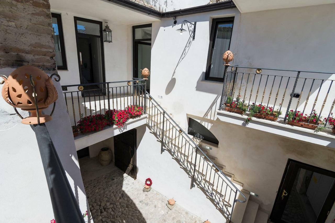 Residenza La Nivera Miglionico Zewnętrze zdjęcie